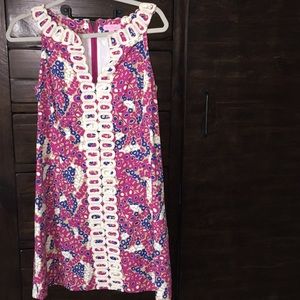 Adorable Lilly Pulitzer shift dress